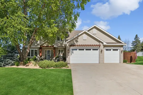 14057 Flintwood CT, Apple Valley, MN 55124