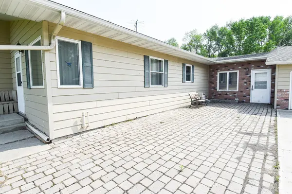 21840 320th AVE NW, Warren, MN 56762