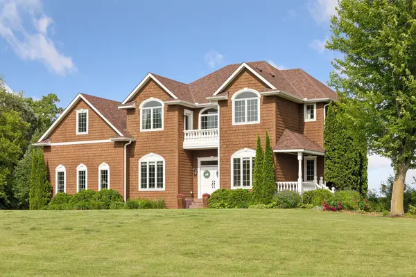 11540 Eckert AVE SE, Delano, MN 55328