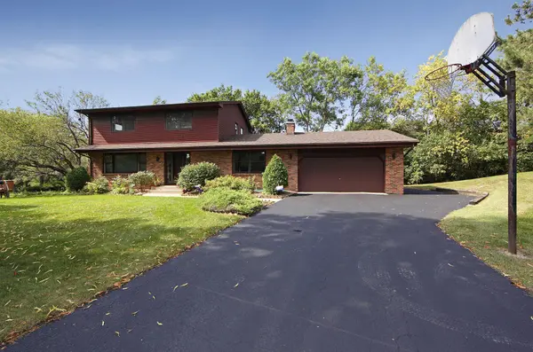 6308 Limerick LN, Edina, MN 55439