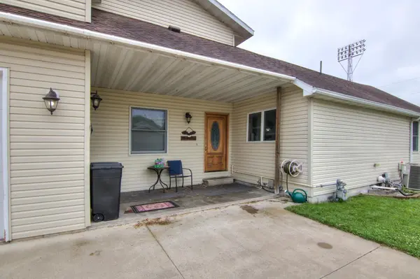427 Alleghany AVE, Wabasha, MN 55981
