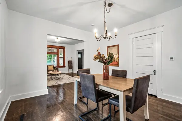 661 North ST E, Saint Paul, MN 55106