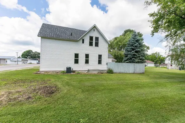 218 E Main ST, Cyrus, MN 56323
