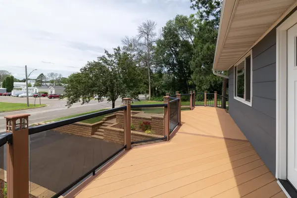 728 Linn ST N, Prescott, WI 54021