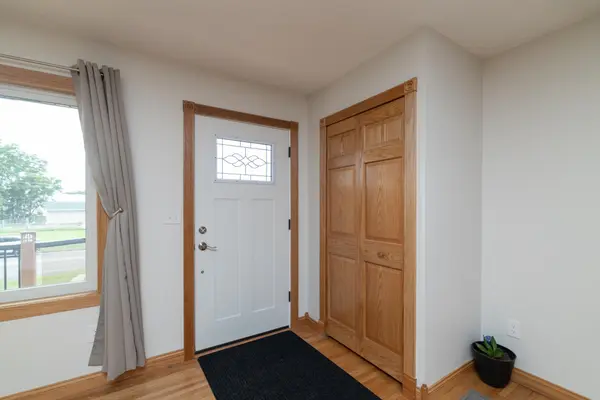 728 Linn ST N, Prescott, WI 54021