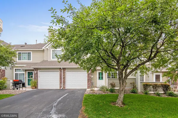 8789 Branson DR, Inver Grove Heights, MN 55076