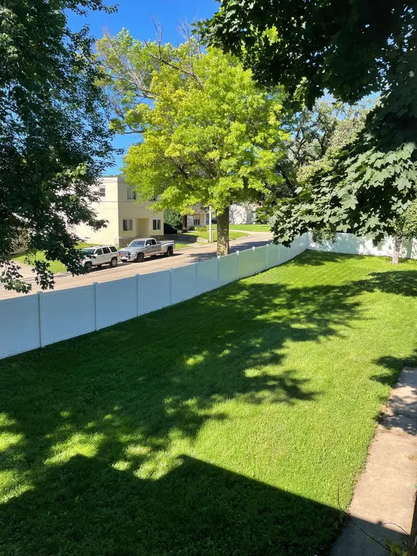 1224 Saint Joseph AVE, Albert Lea, MN 56007