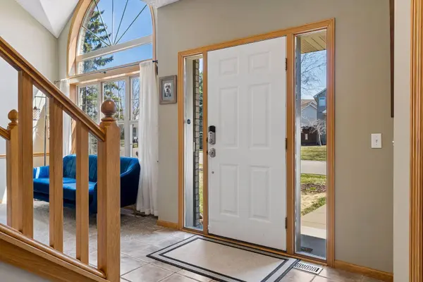 10580 Alison WAY, Inver Grove Heights, MN 55077