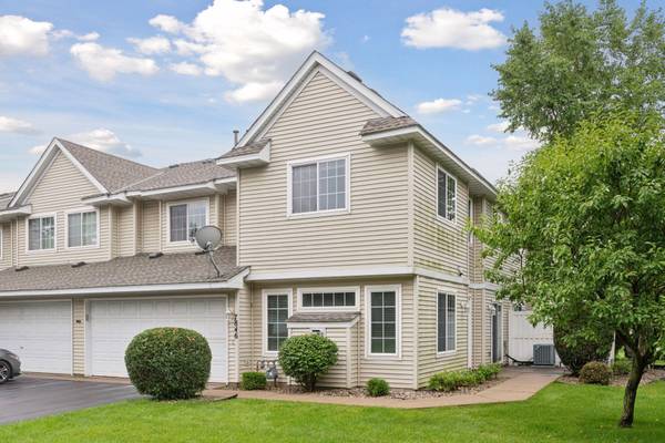 7846 Autumn Ridge AVE, Chanhassen, MN 55317