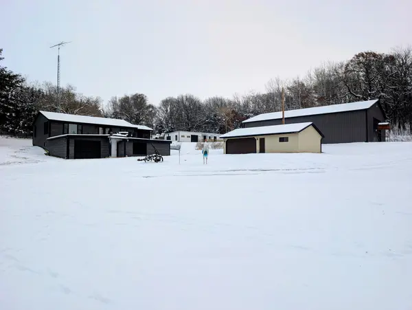 50352 Highway 42, Elgin, MN 55932