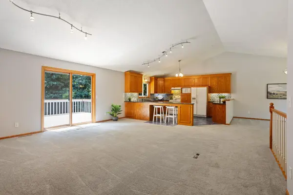 18525 County Road 24, Plymouth, MN 55447