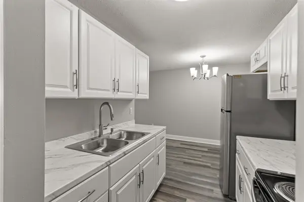 2616 Harriet AVE #111, Minneapolis, MN 55408