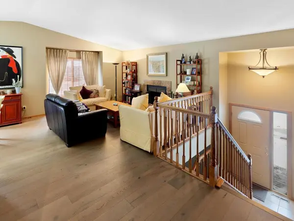 5601 Bimini DR, Minnetonka, MN 55343