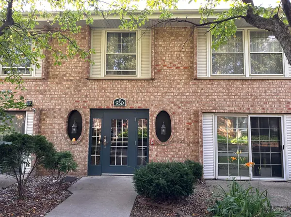 930 Westbrooke WAY #5, Hopkins, MN 55343