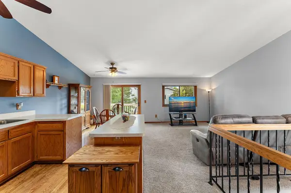 3487 York DR, Woodbury, MN 55125