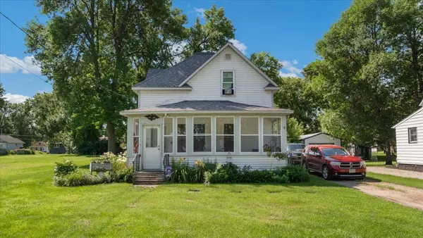203 W Oak ST,  Osakis,  MN 56360