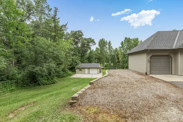 13476 91st ST SE, Becker, MN 55308