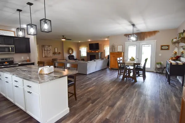109 E 5th ST, Argyle, MN 56713