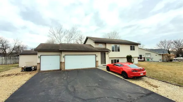 13104 192 1/2 CT NW, Elk River, MN 55330