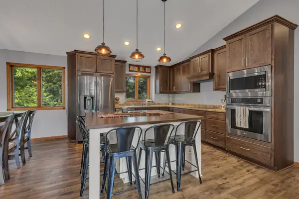 20854 Bolfing RD, Cold Spring, MN 56320