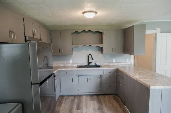 613 S Galbraith ST, Blue Earth, MN 56013