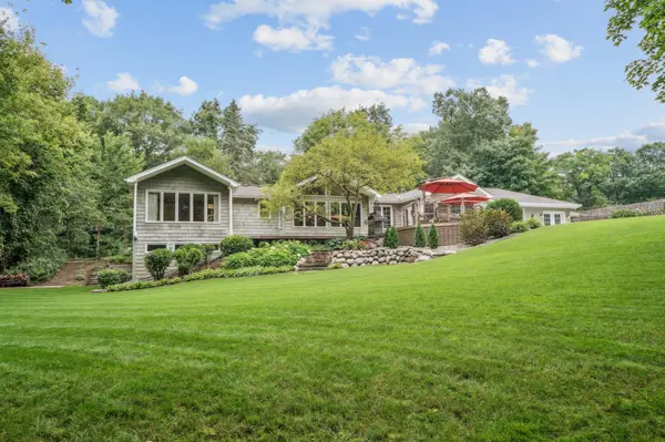 4645 Eastwood RD, Minnetonka, MN 55345