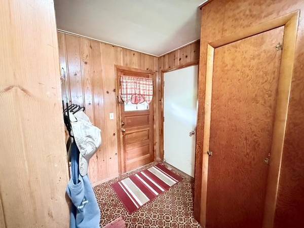 315 Palmer ST N, Alpha, MN 56111