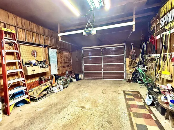 315 Palmer ST N, Alpha, MN 56111