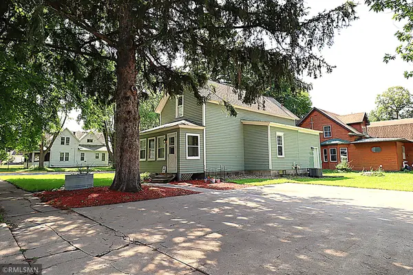 711 2nd ST N, Dassel, MN 55325
