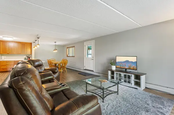 10401 Cedar Lake RD #201, Minnetonka, MN 55305