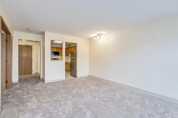 500 County Road B W #309, Roseville, MN 55113