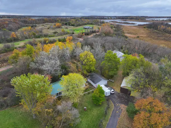1727 N Lake DR, Braham, MN 55006
