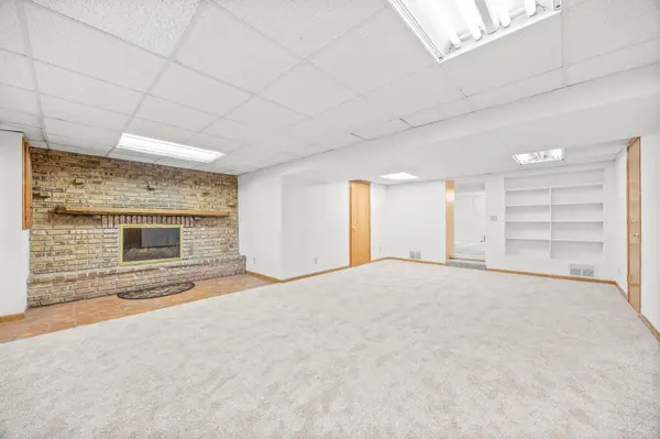 5230 Pennsylvania AVE N, New Hope, MN 55428