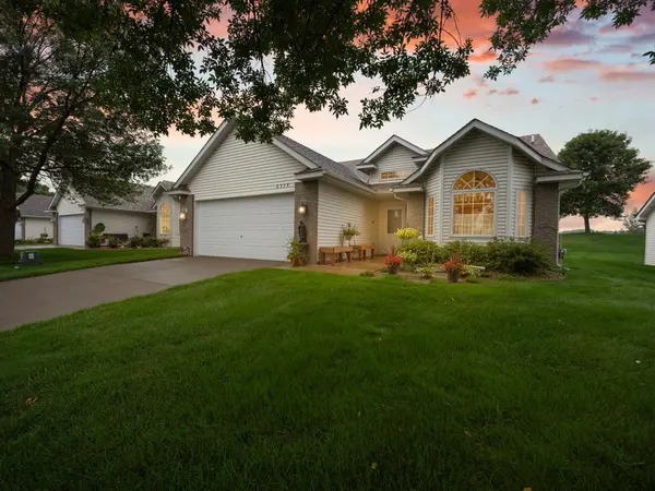2317 Cleveland LN S, Cambridge, MN 55008