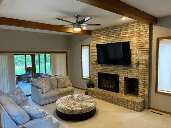 15904 Dawn DR, Minnetonka, MN 55345