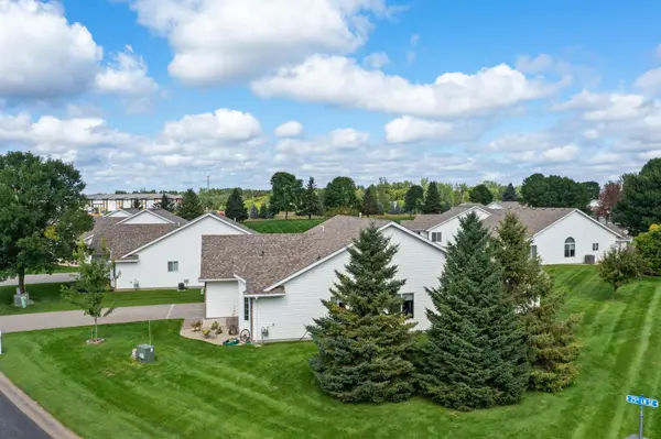 258 25th LN SE, Cambridge, MN 55008