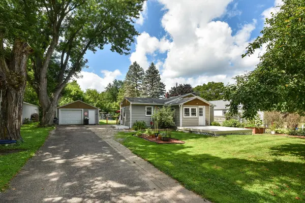 11371 Ellingwood AVE NW, Maple Lake, MN 55358