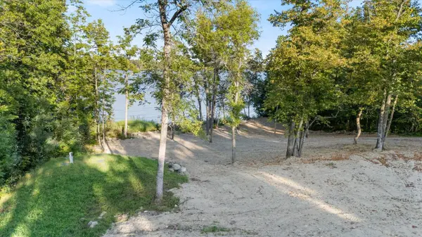 3638 Fectos RD, Tower, MN 55790