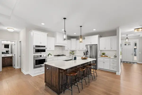 16957 Valley Road, Eden Prairie, MN 55347