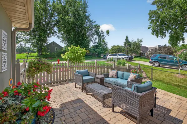 2513 Aspen LN SW, Rochester, MN 55902