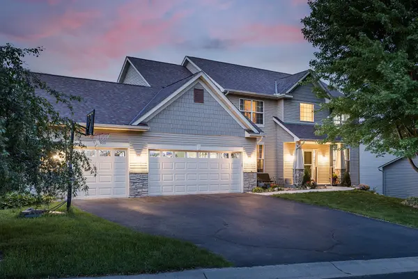 2040 Fountain LN, Waconia, MN 55387