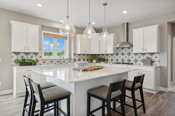 2997 Ironwood BLVD, Chaska, MN 55318