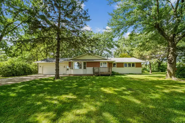 22962 401st AVE,  Arlington,  MN 55307