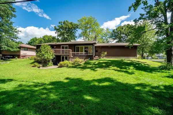 1121 River Heights RD, Menomonie, WI 54751