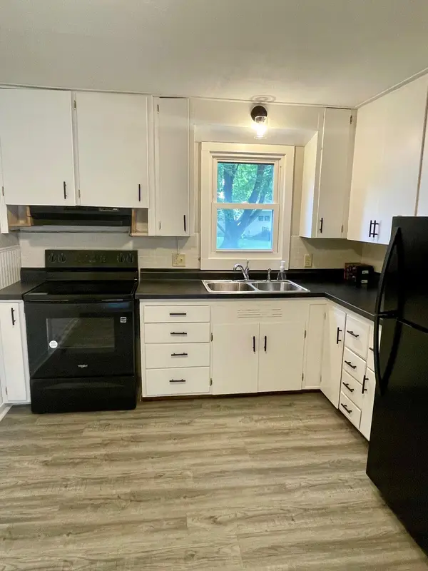 844 N Broadway ST, Menomonie, WI 54751