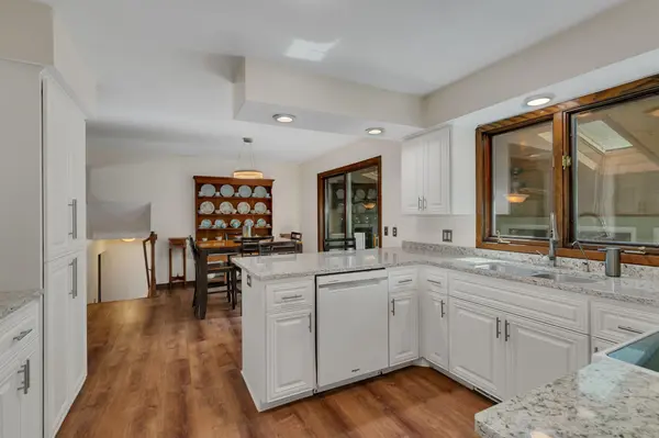 12175 42nd ST SE, Clear Lake, MN 55319