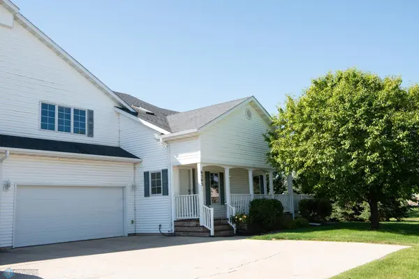 6205 16th ST S, Fargo, ND 58104