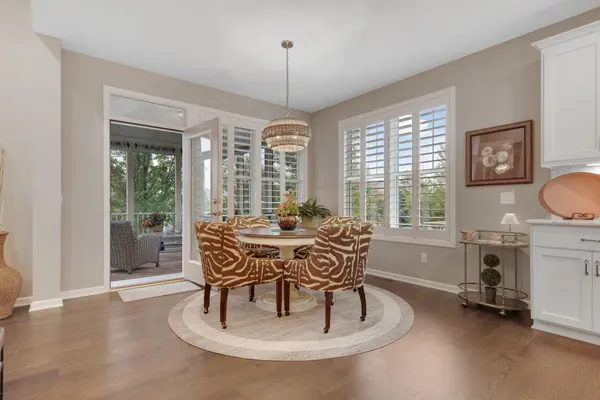 15627 Eddington WAY, Apple Valley, MN 55124