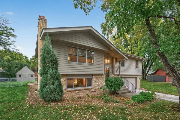 14728 Dory CT, Apple Valley, MN 55124