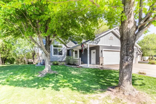 609 Corrine CRK, Sartell, MN 56377